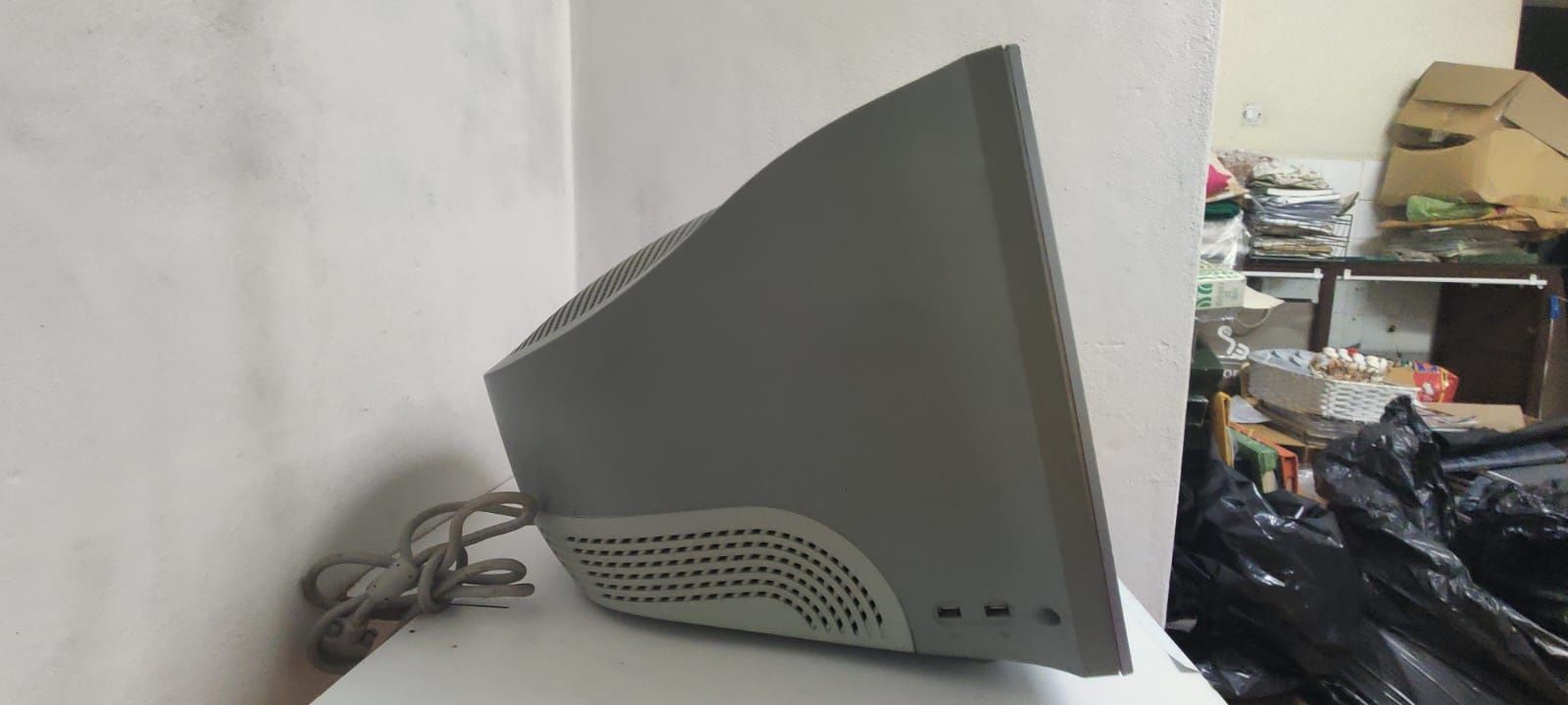 Monitor sony trinitron 17"