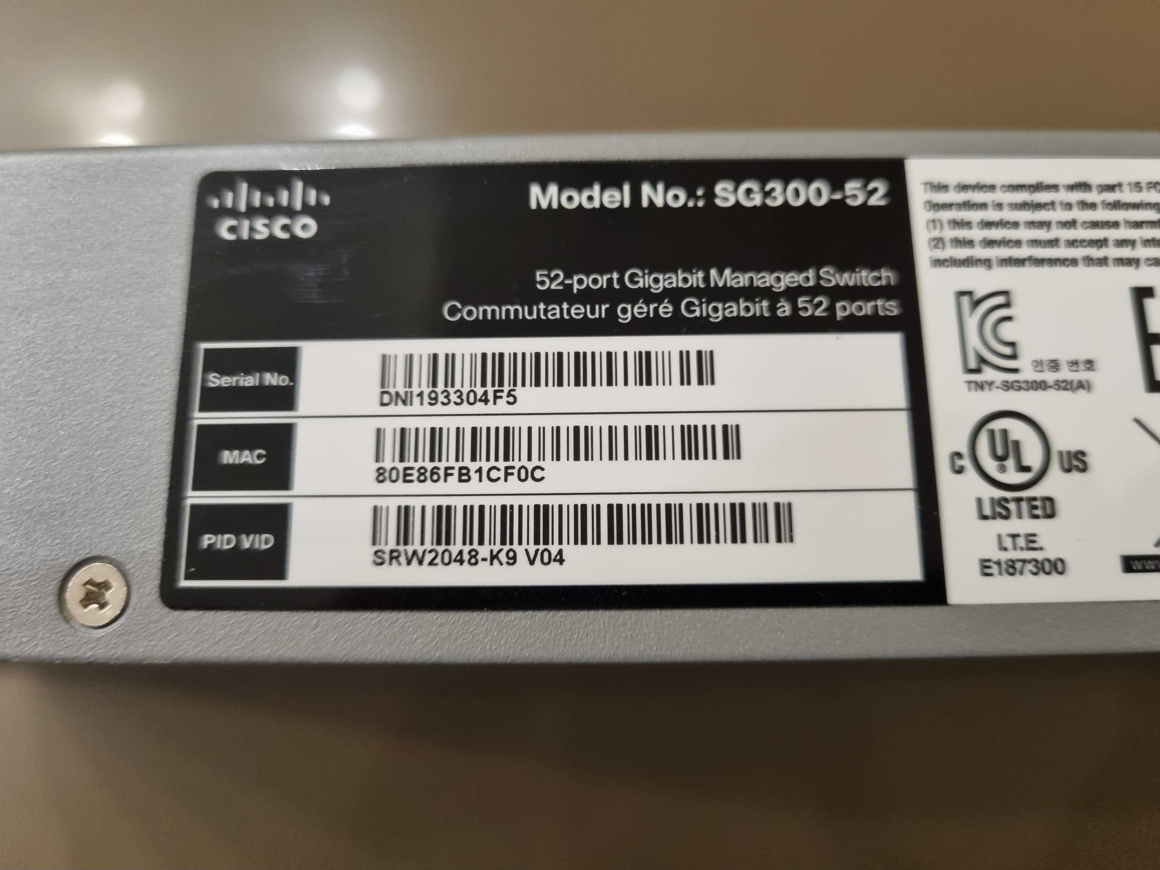 Switch Cisco SG300-52-K9