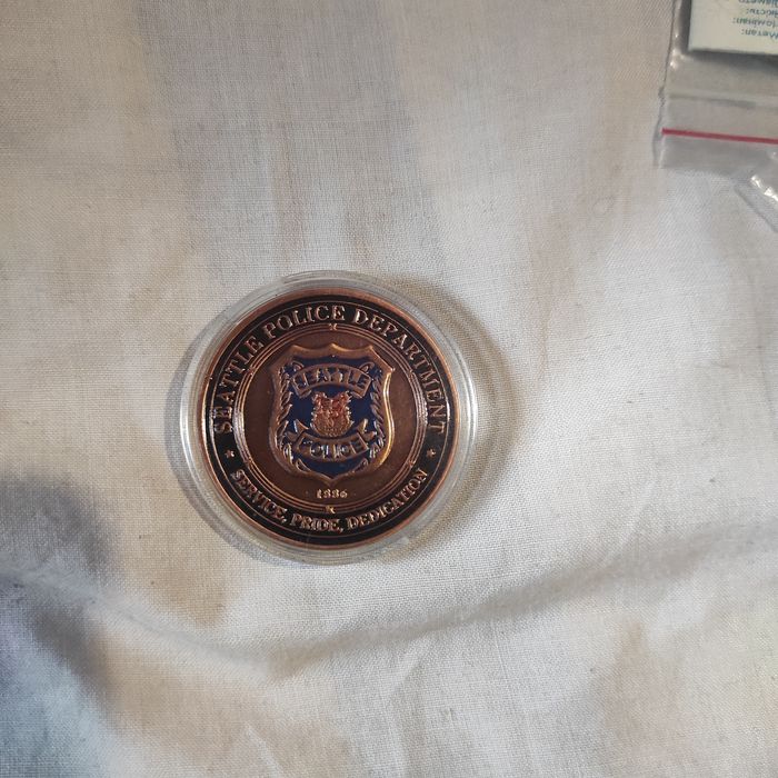 Продам Рідкісні колекційні монети деякі з них чисте срібло.