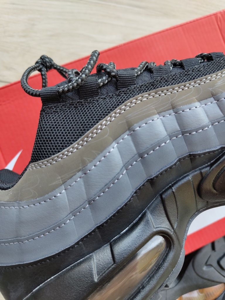 Nike Air Max 95 TT FV4710