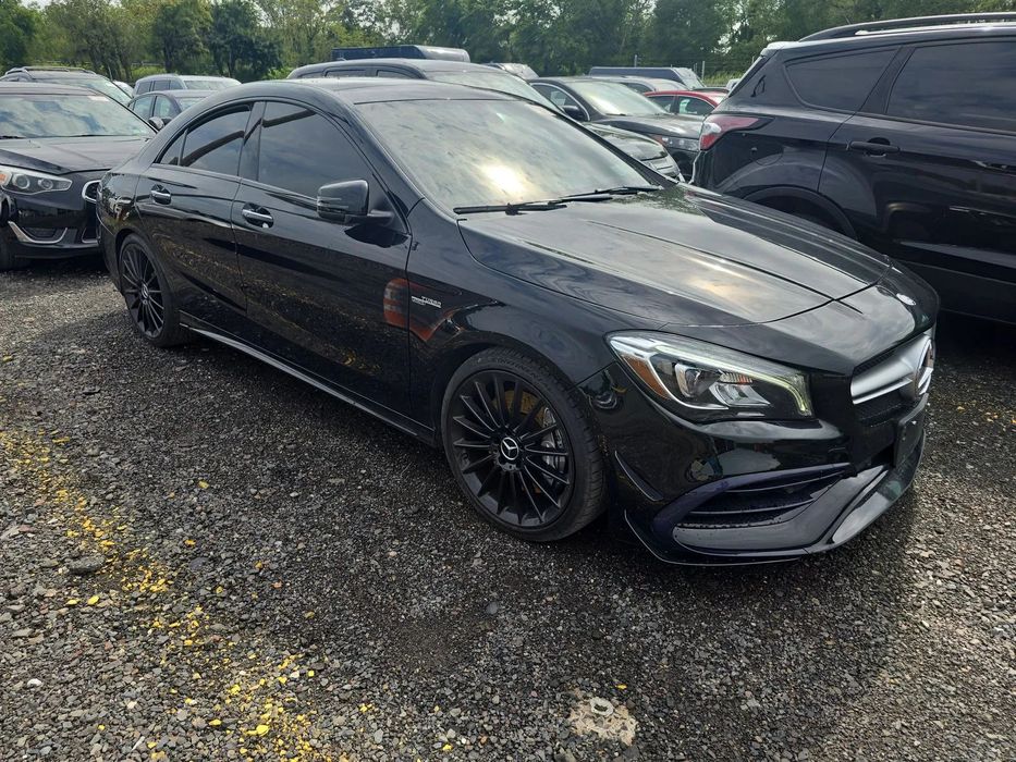 Mercedes-Benz CLA Mercedes-Benz AMG CLA 45 4MATIC 2017
