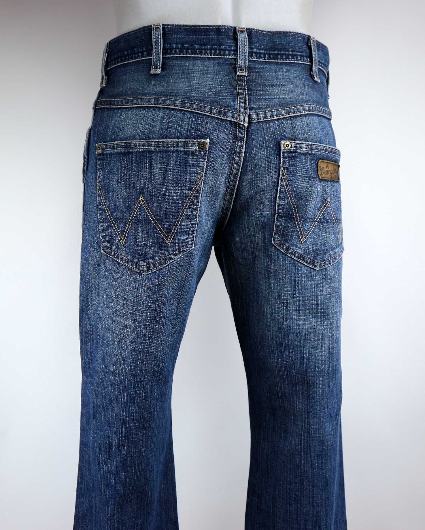 Wrangler Alaska spodnie jeansy W34 L30 pas 2 x 44 cm
