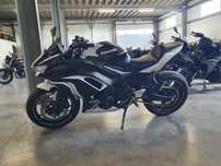 KAWASAKI ninja 650 z650