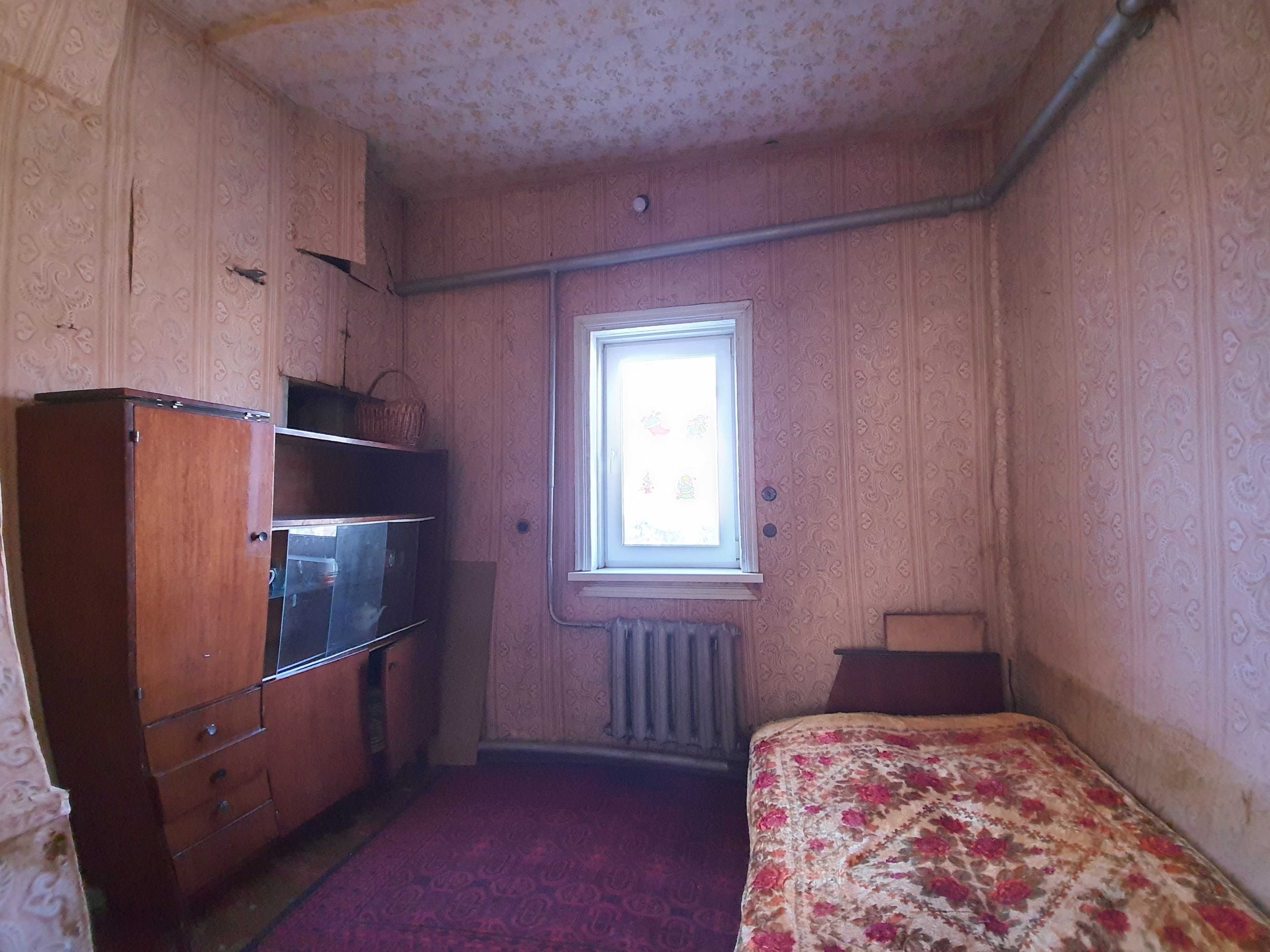 Продам будинок в центральній частині м.Ічня, Чернігівська обл.