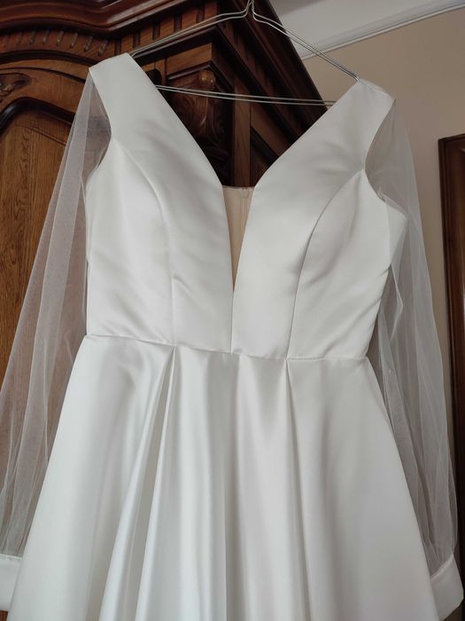 Продам весільну сукню або здам в оренду