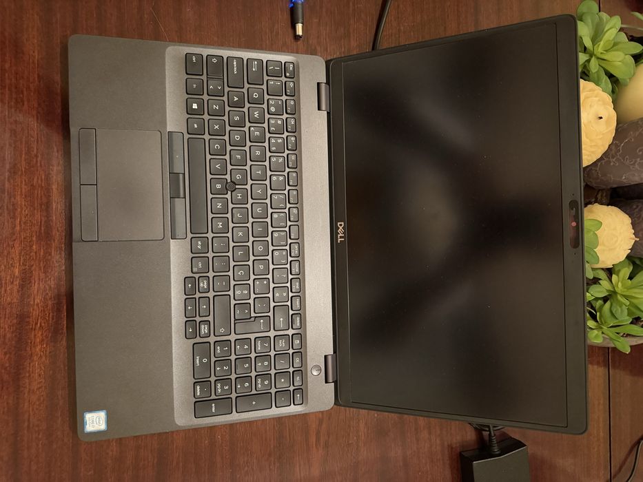 Computador Dell precision 3541 ( deixou dar som )