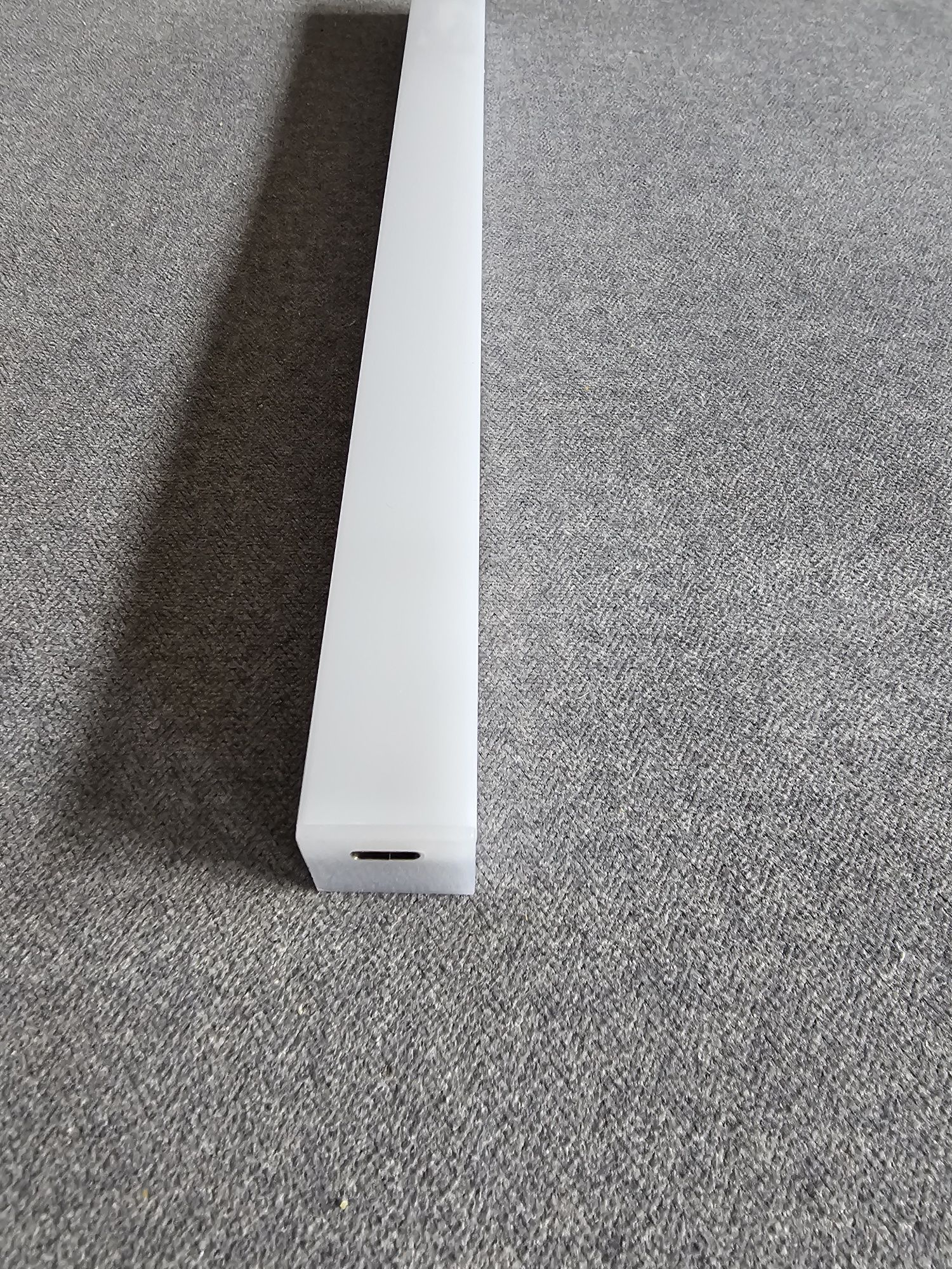 Lampka led z czujnikiem ruchu. Nowa.