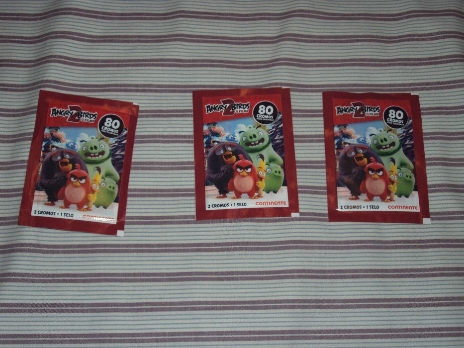 SAQUETAS de cromos Angry Birds 2 do continente