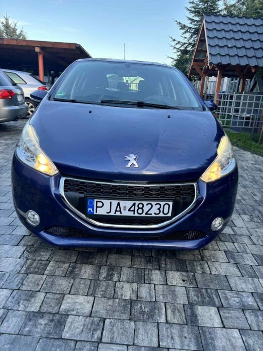 Sprzedam ładnego peugota 208
