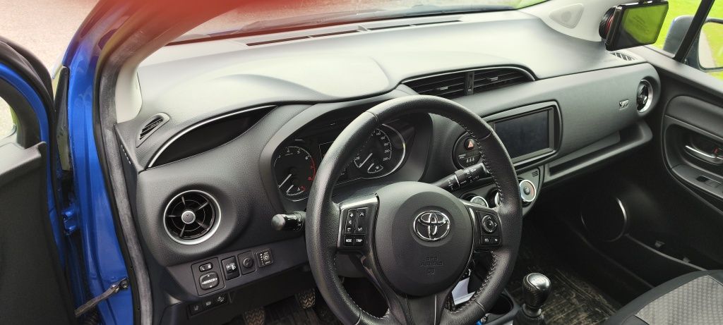 Toyota Yaris 1.5LPG  2020 polski salon wersja full y20 idealna  okazja
