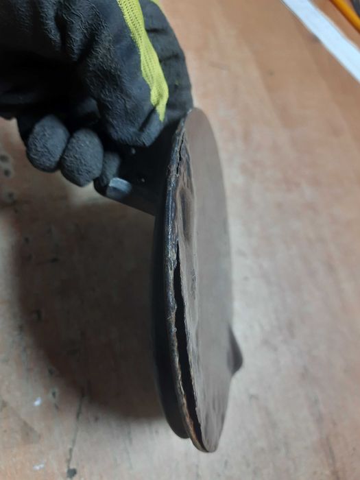 A1635842426 кришка лючок топливного паливного бака Мерседес МЛ w163