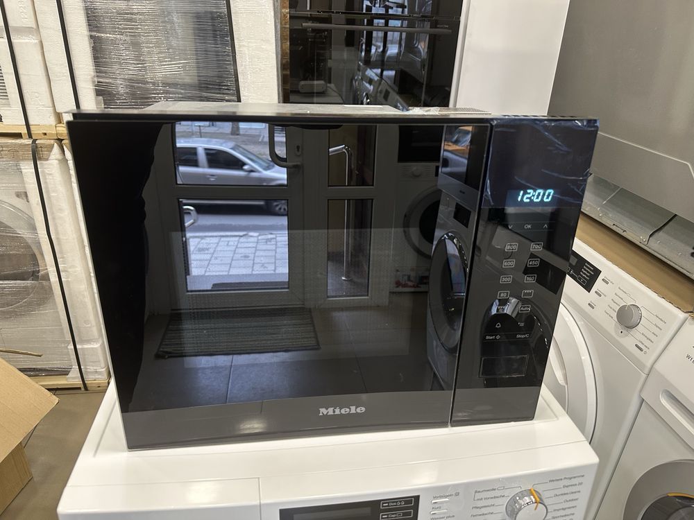 Мікрохвильова піч Miele M 2224 sc(Німеччина) НОВА. Таймер. Сенсор