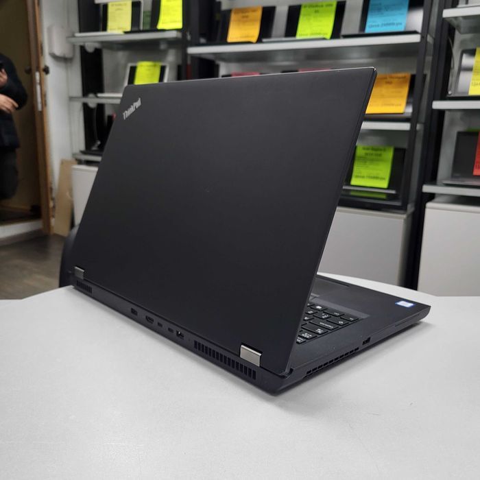 ⫸Игровой ноутбук Lenovo ThinkPad P72 /Core Xeon /Quadro P5200 /Full HD
