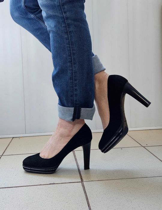 Класичні вечірні туфлі Baldinini (Італі