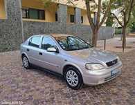 Opel astra 126 mil km impecável de garagem