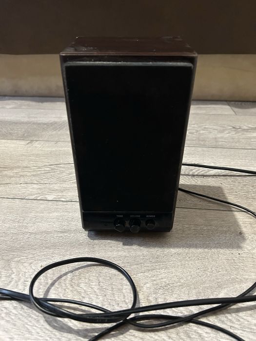 колонка для пк , в хорошем состоянии