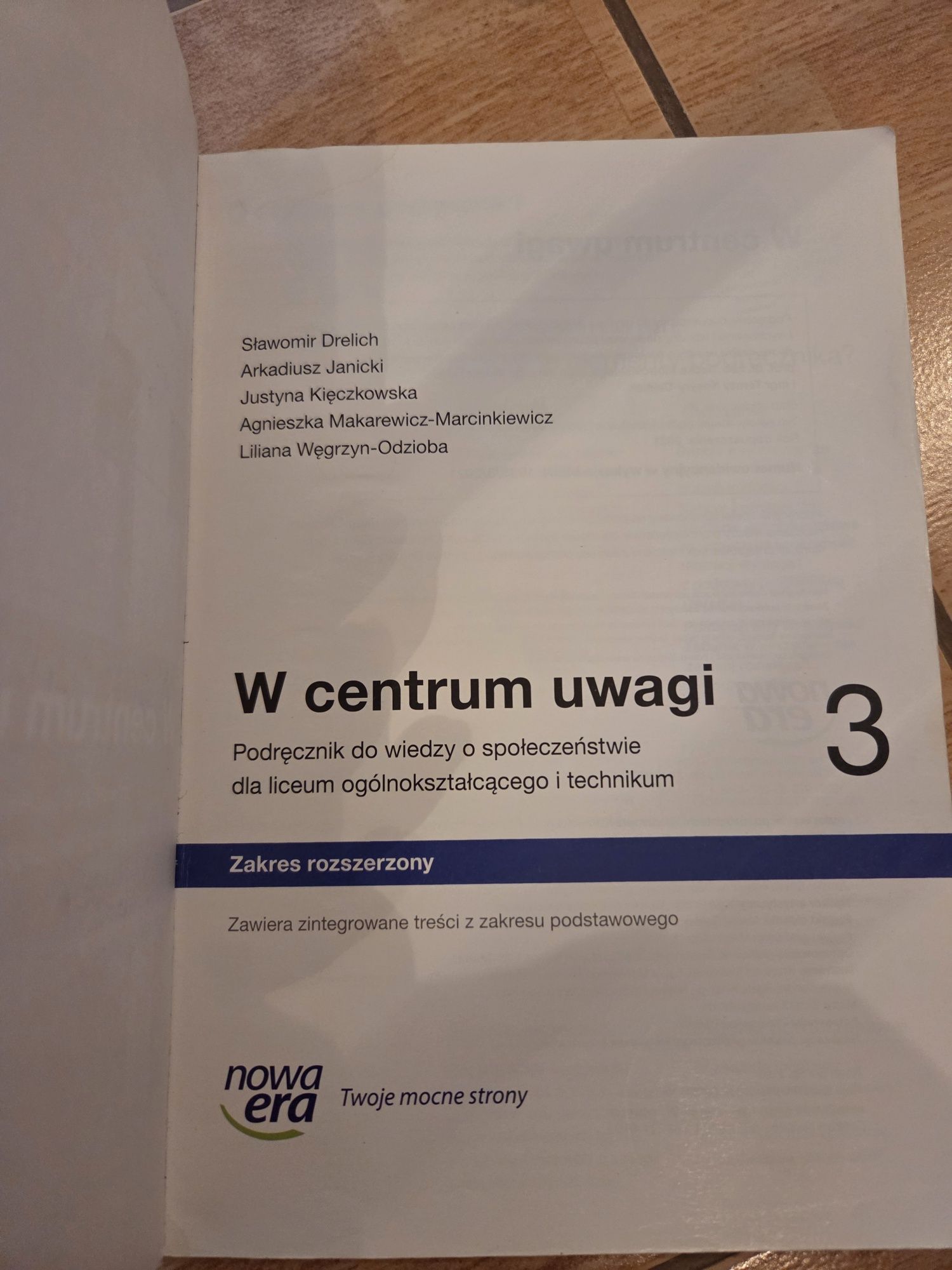 W centrum uwagi 3 zakres rozszerzony Nowa Era