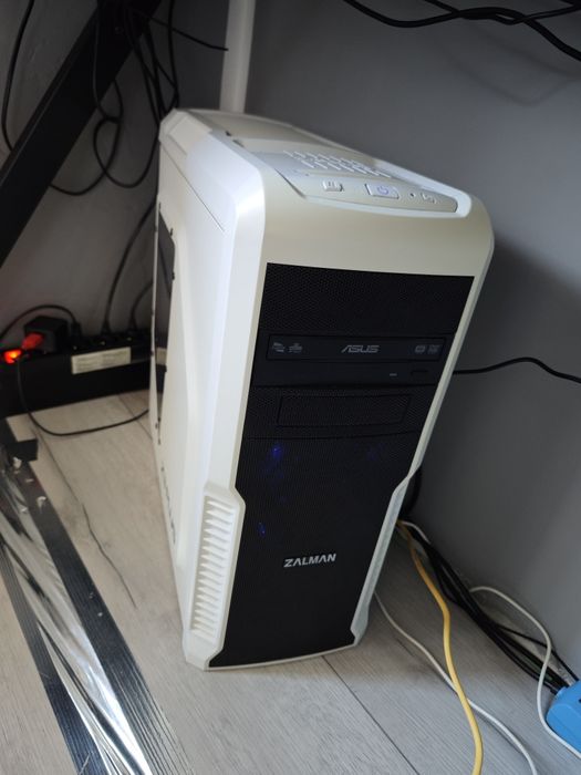Komputer Intel Core i5 GeForce GTX 970