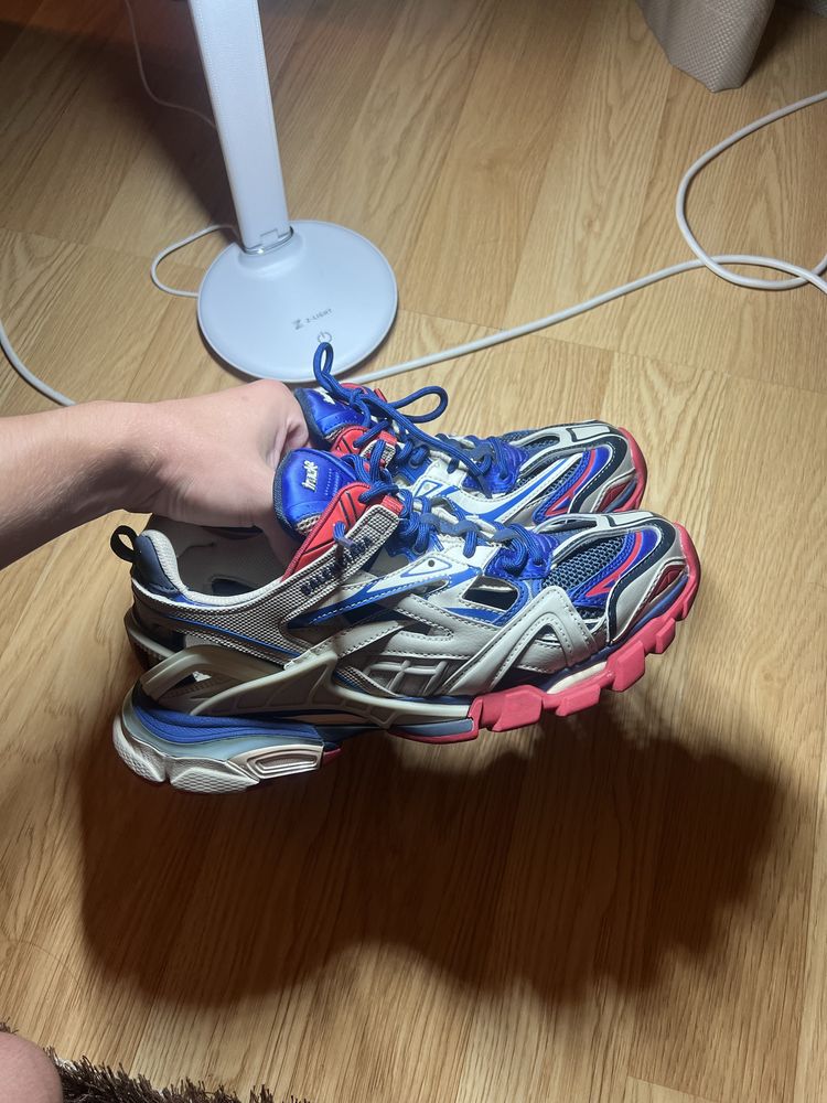 Balenciaga track v2 legit