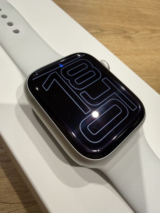 Apple Watch series 8 45mm