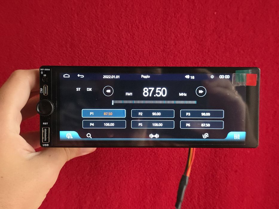 Автомагнитола 1 din с экраном Cyclone MP-5004 карплей андроид авто дин