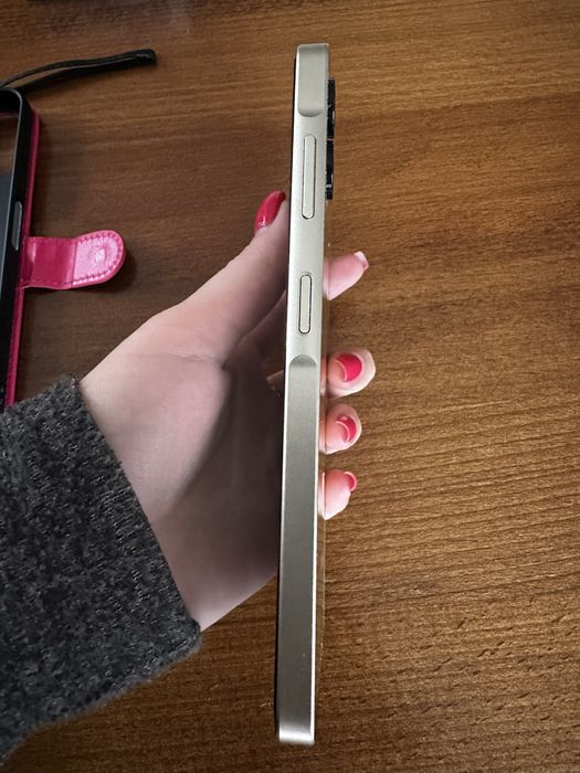 Samsung A06 ще на гарантії