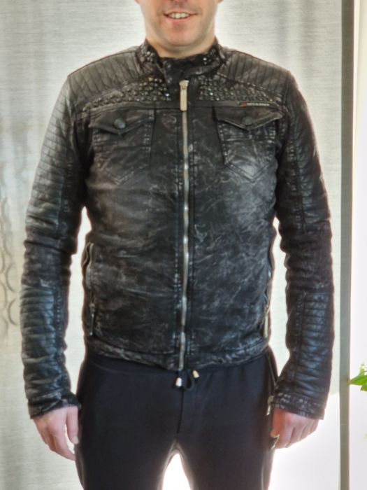Czarna przecierana kurtka męska CBJ