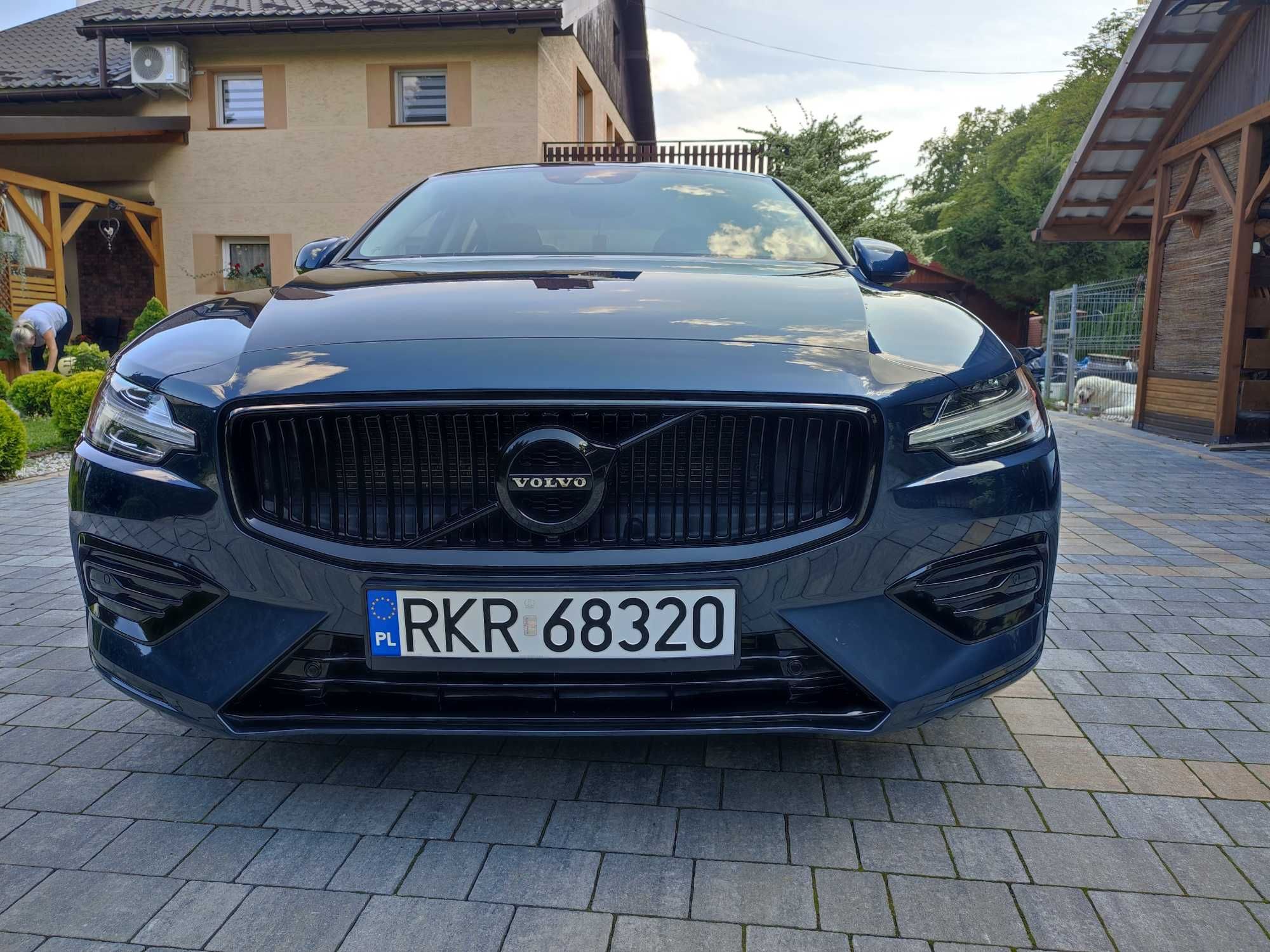 Volvo S60 T6 AWD Momentum Pro (Panorama, Led,Blis)