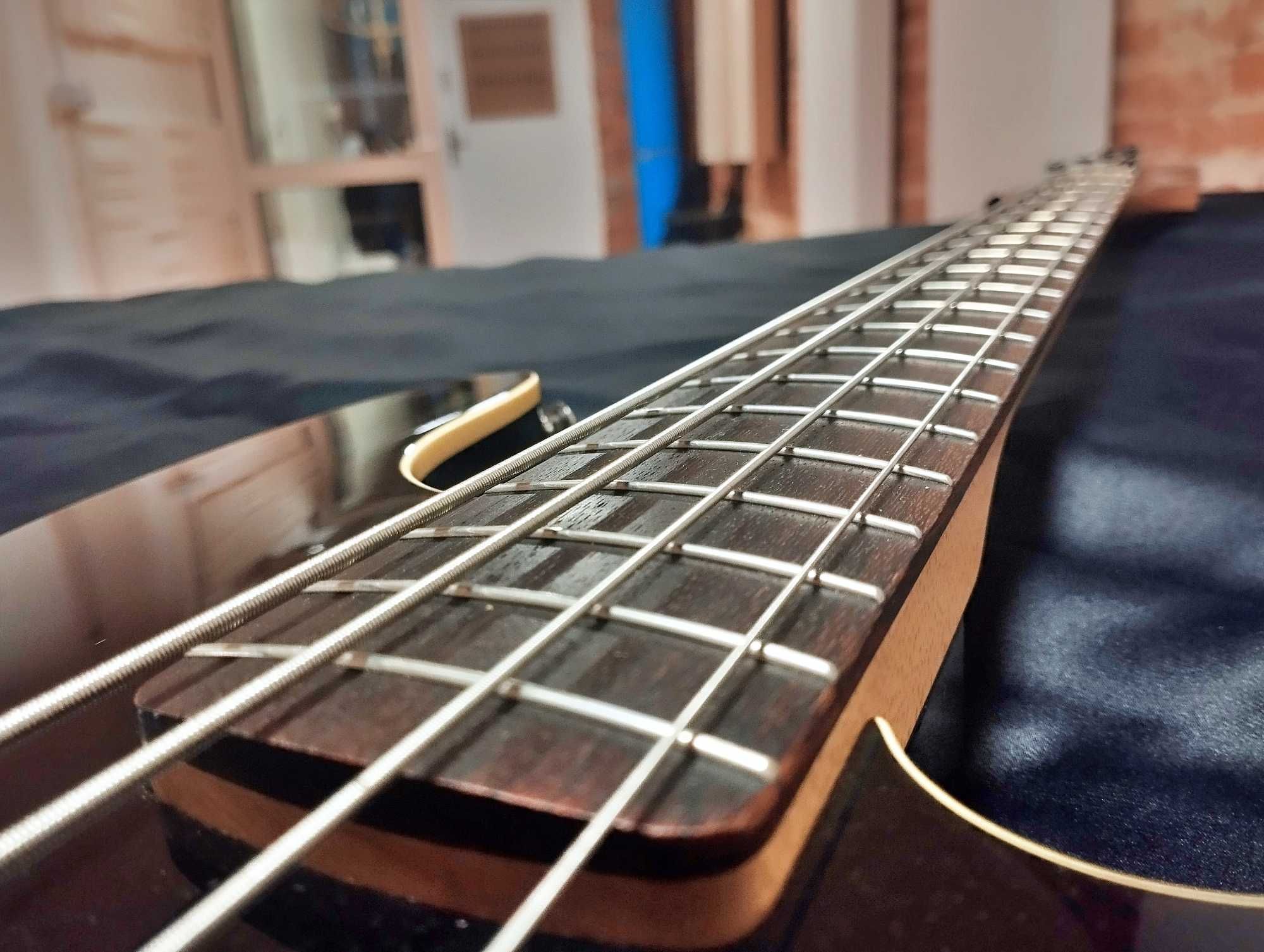 Fender Jazz Bass Aerodyne, Lindy Fralin, Dimarzio dp123