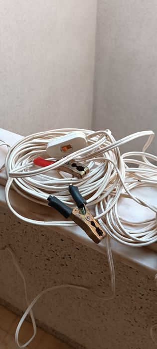 Cabos para bateria com lâmpadas 12 voltos