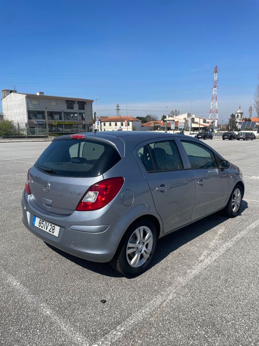 Opel corsa D 2010
