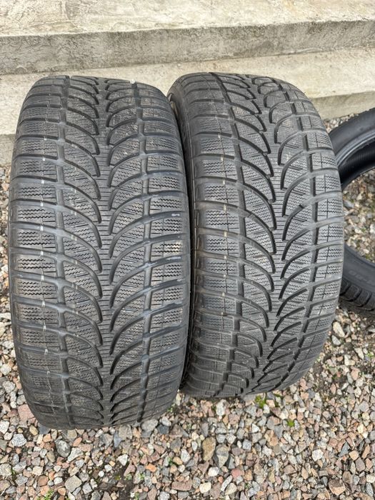 Шини зимові  255-50-20R  Bridgestone