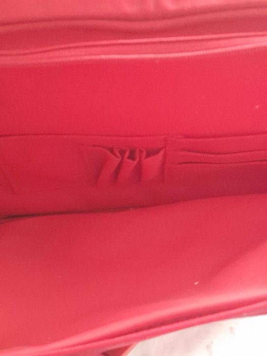 Conjunto necessaire e saco viagem