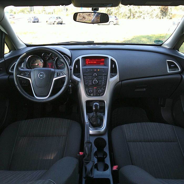 Astra 1,4 Turbo Bardzo ZADBANA 123tyś km  wojew.Śląskie