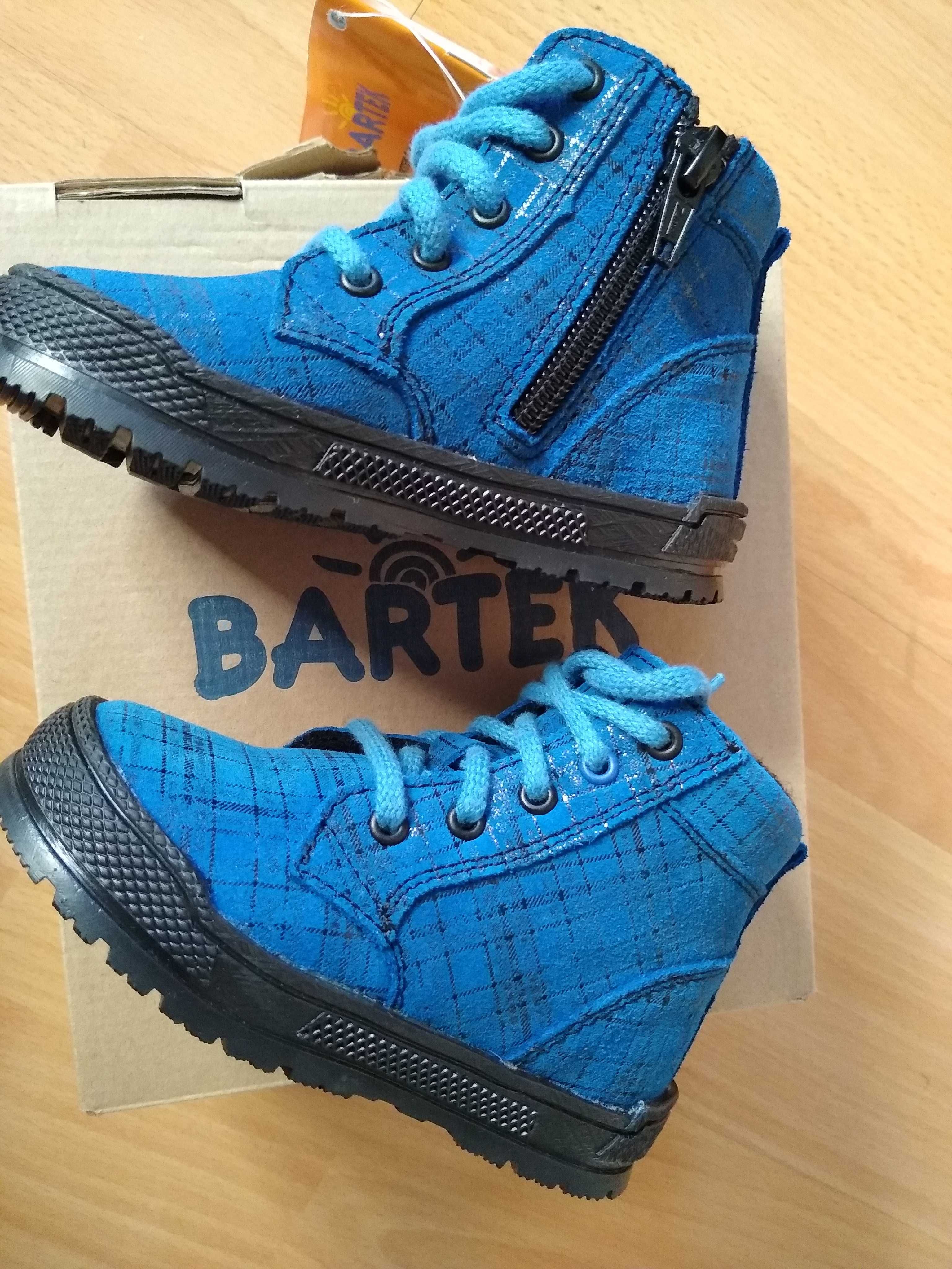 Buty dziecięce do nauki chodzenia Bartek NOWE
