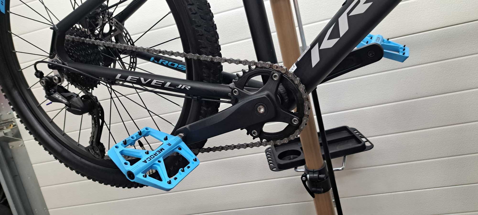 Kross LEVEL 3.0 Jr Replica 24" PRO Junior hamulce tarczowe hydr. 130km
