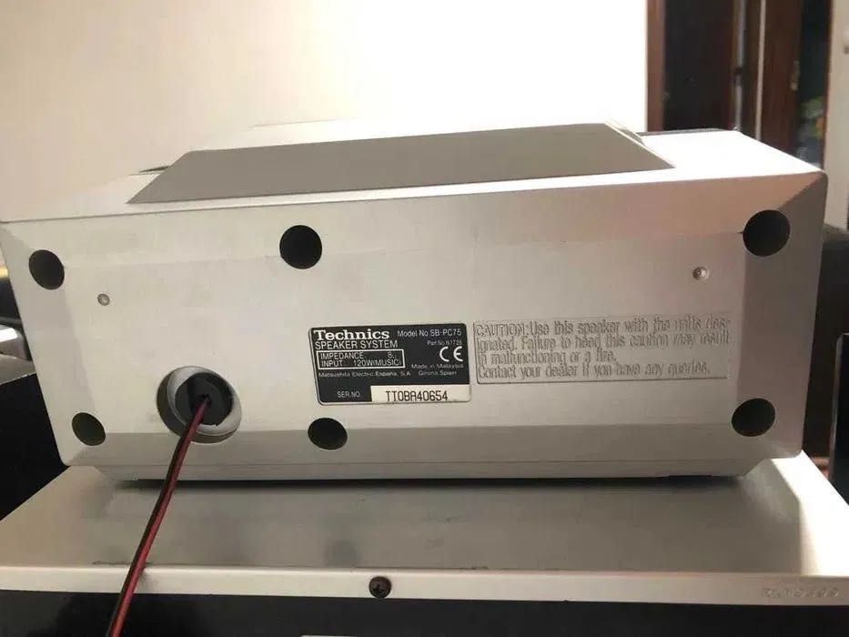 Aparelhagem Technics com Colunas e Subwoofer