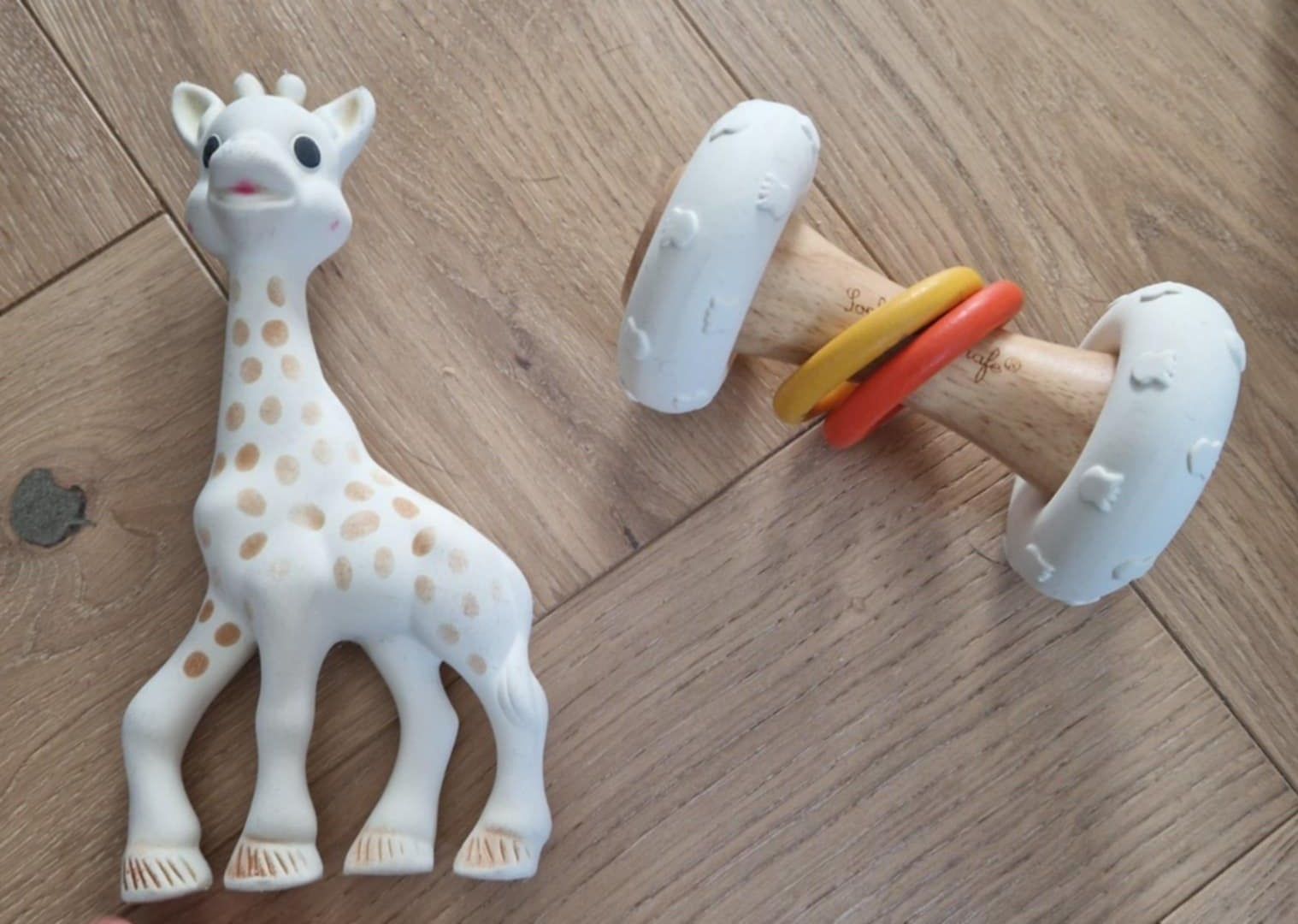 gryzak i grzechotka Sophie la Giraffe