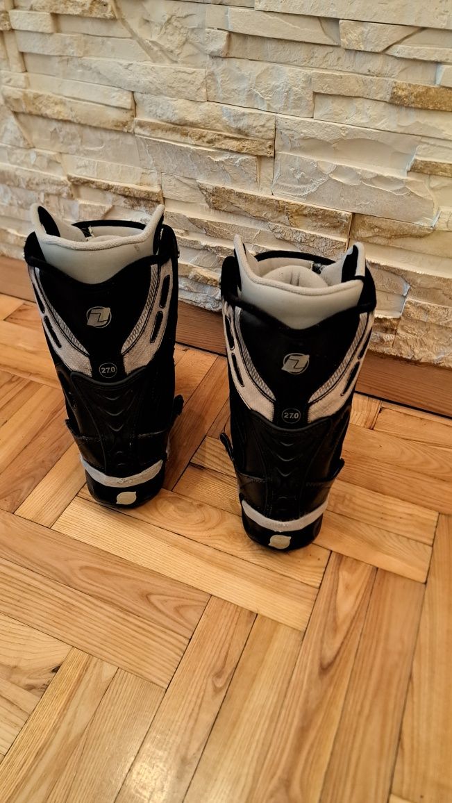 Buty snowboardowe 42 step-in
