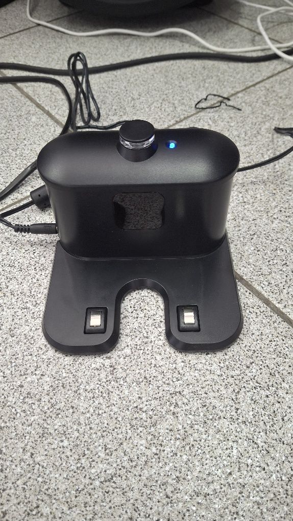 robot sprzątający amazonbasics