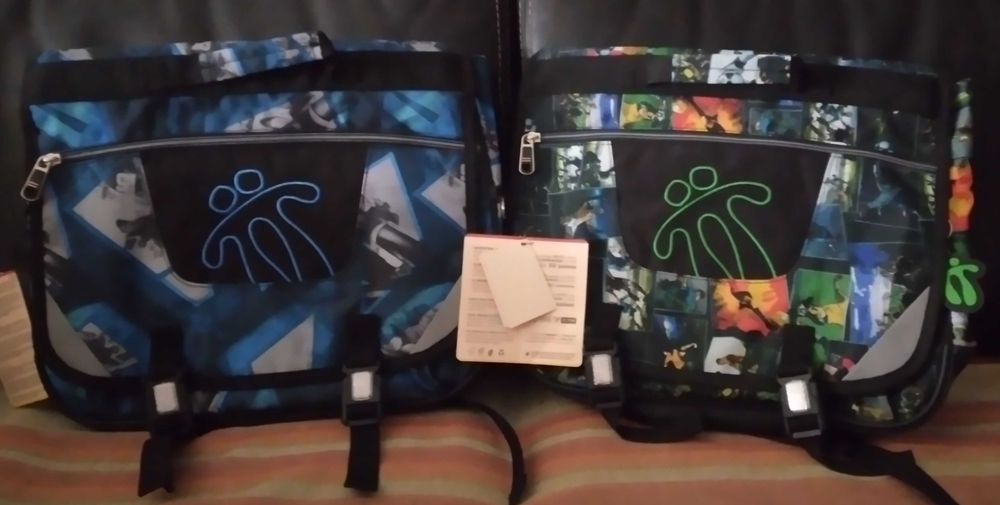 Mochilas escolares novas