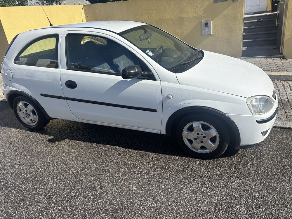 Opel corsa c 1.3 cdti em otimo estado
