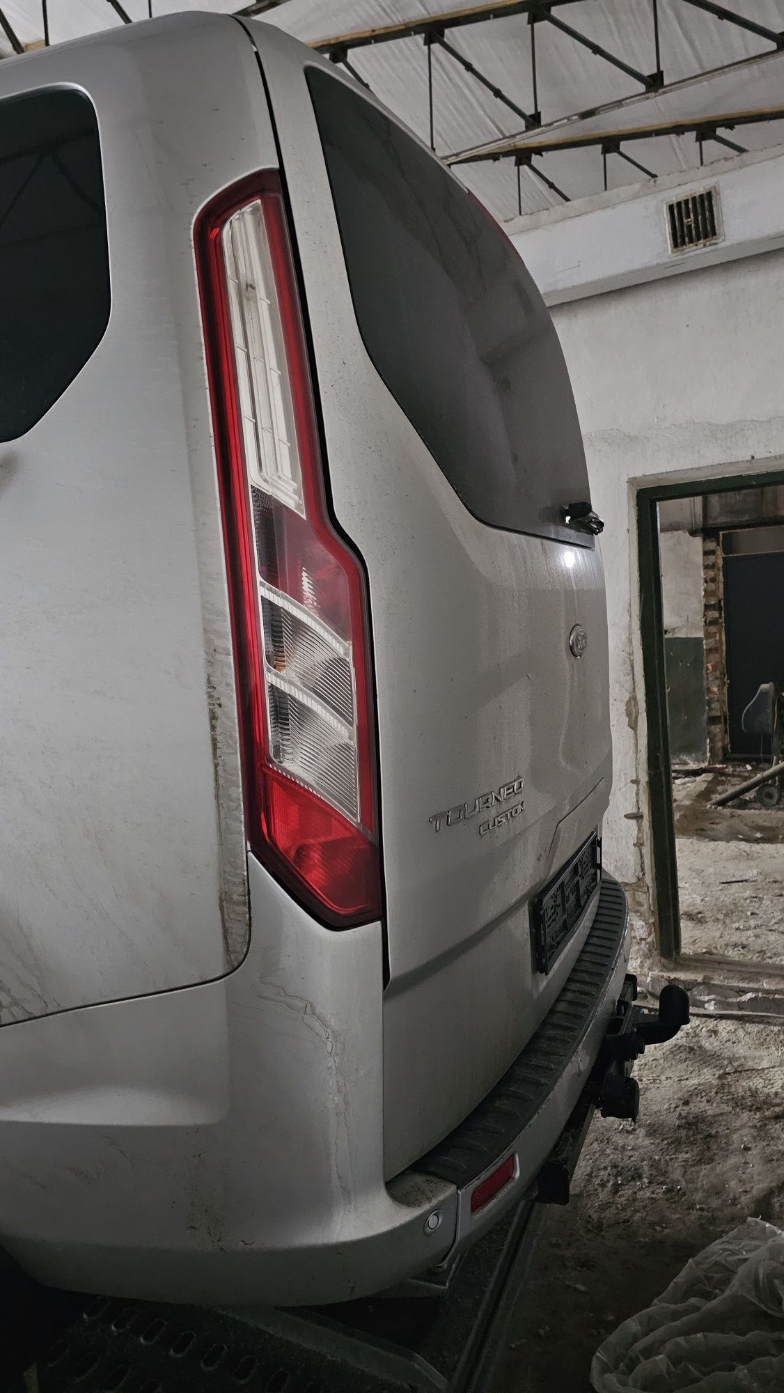 Ford tourneo custom