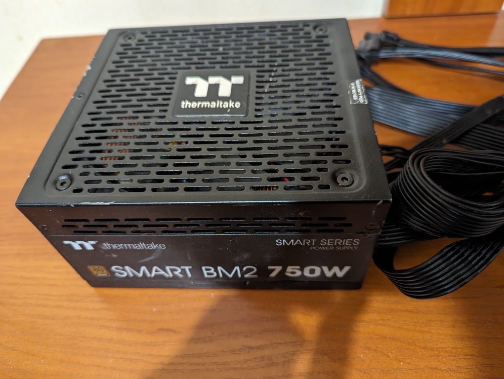 Thermaltake Smart BM2 750W SP-750AH3CCB-B Блок питания ; Блок живлення