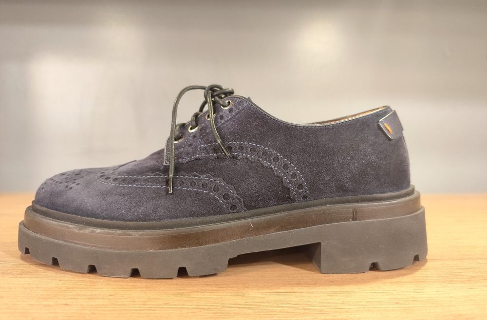 Броги Santoni (оригинал)