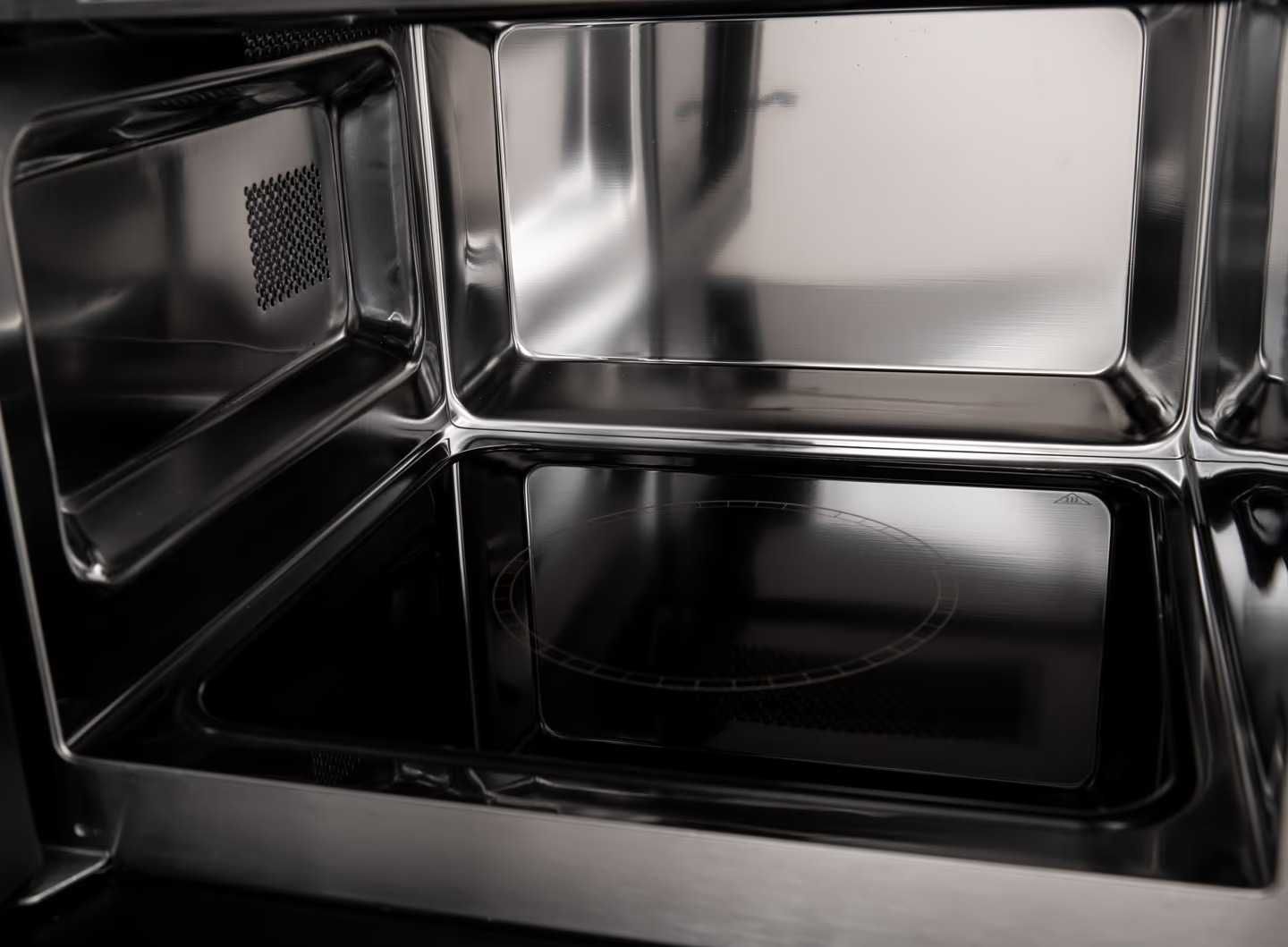 Вбудована мікрохвильова піч Gorenje BM 235 CLB (та BM 235 CLI)