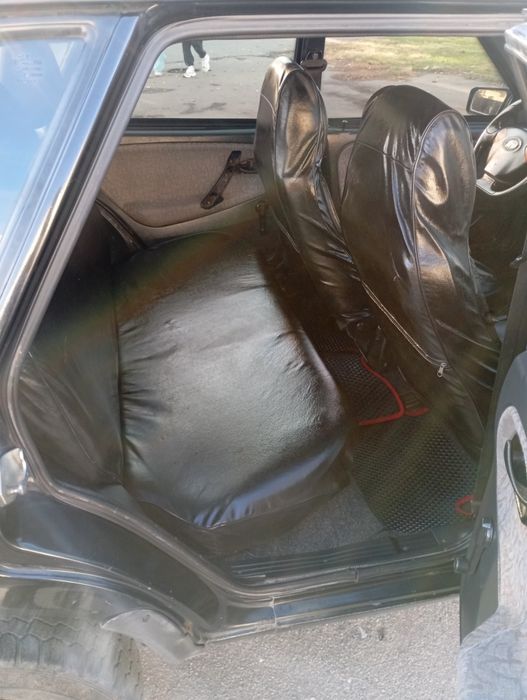 Продам авто ваз-2199 на полном ходу