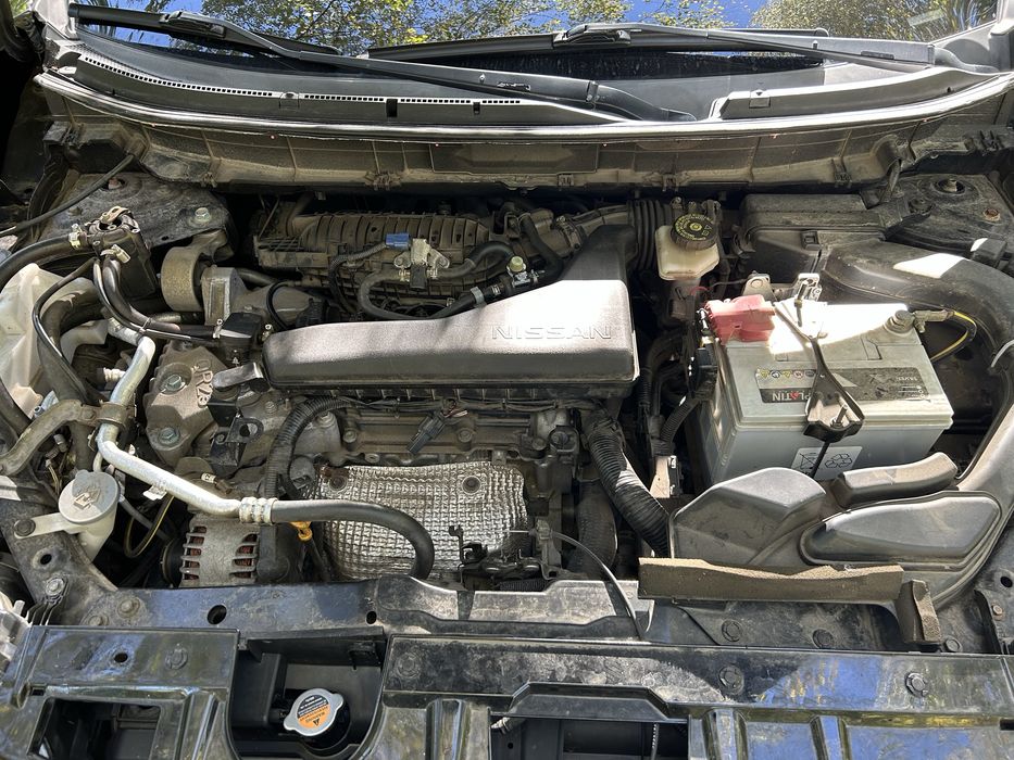 Nissan Rogue 2.5 SV AWD 2016 газ бензин