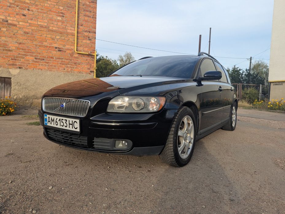 Volvo V50 2004 2.4 бензин автомат