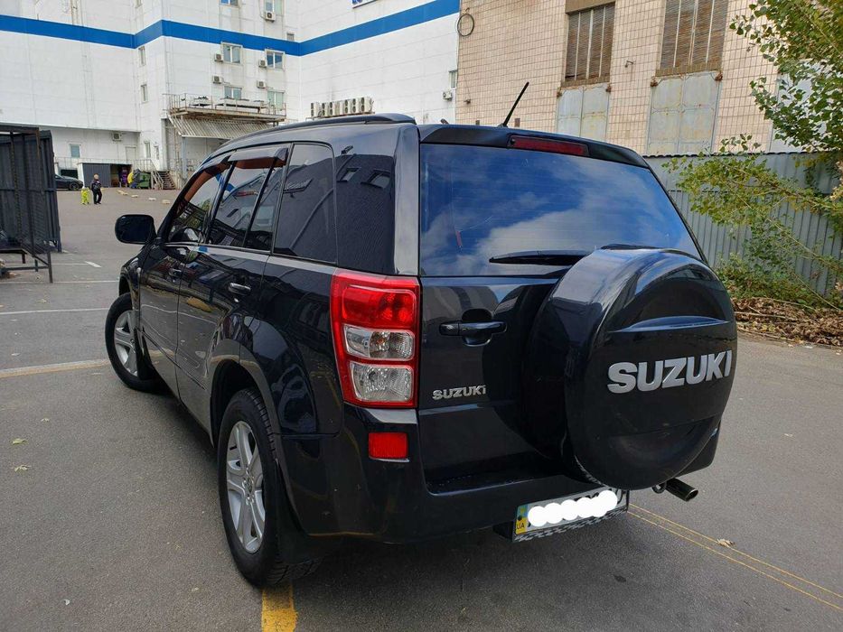 Продам Suzuki grand vitara в отличном состоянии. Газ/бензин
